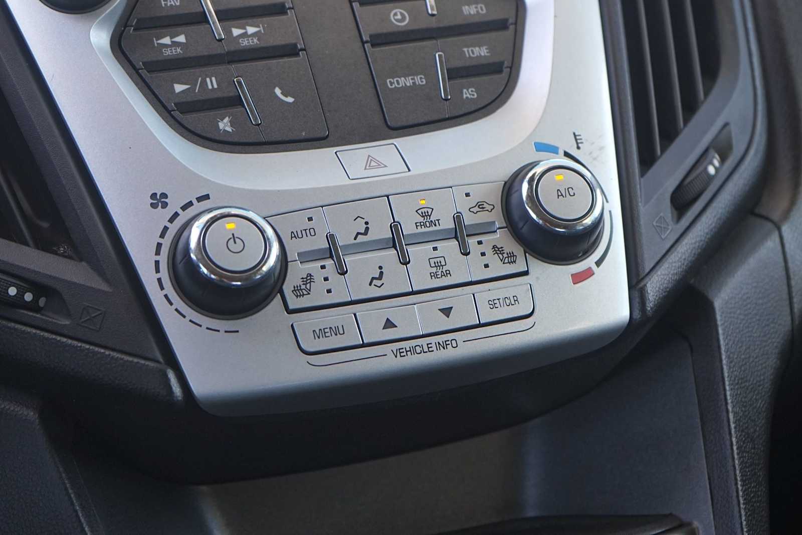 Thumbnail: 2017 Chevrolet Equinox - 23