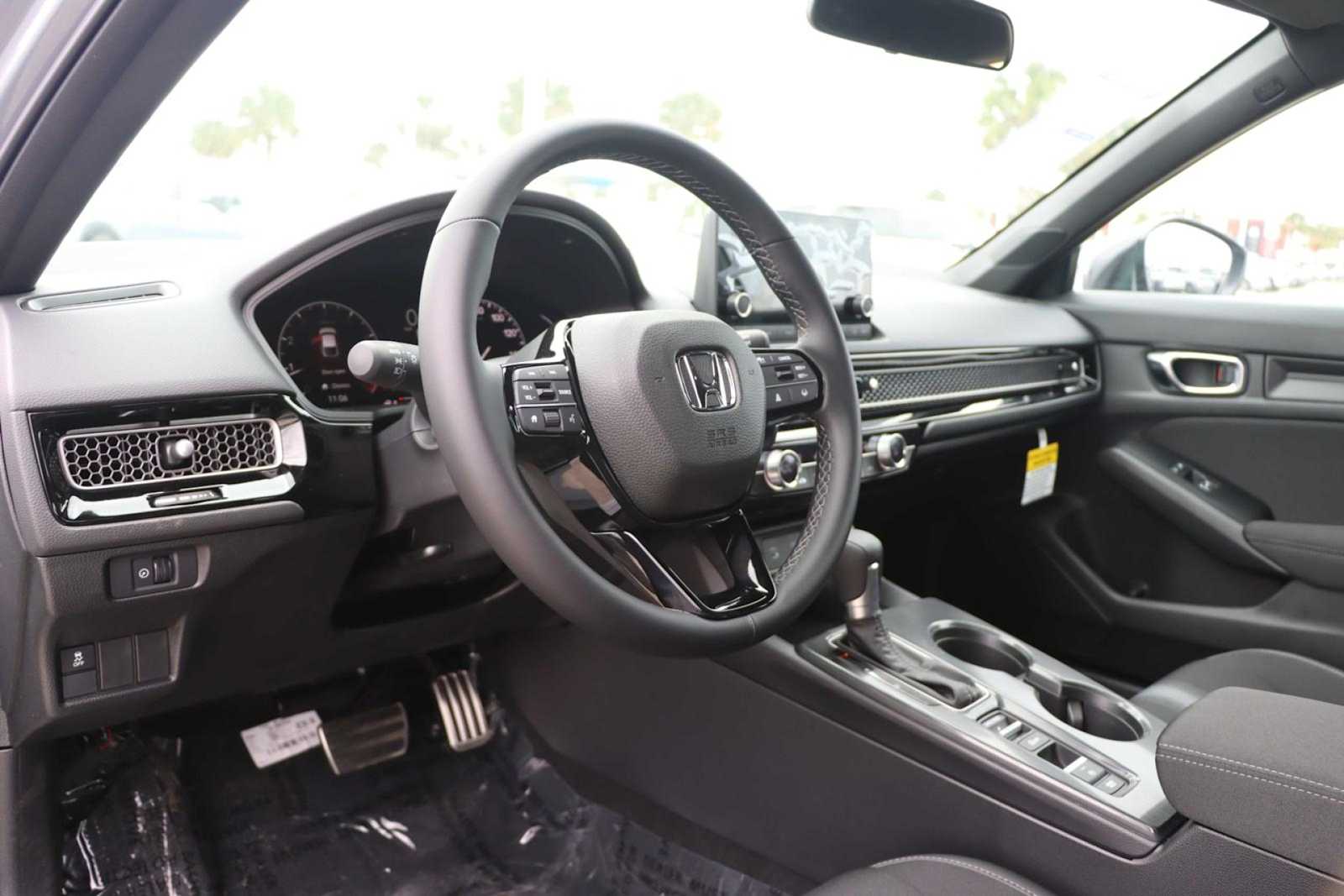 2025 Honda Civic Sport 2
