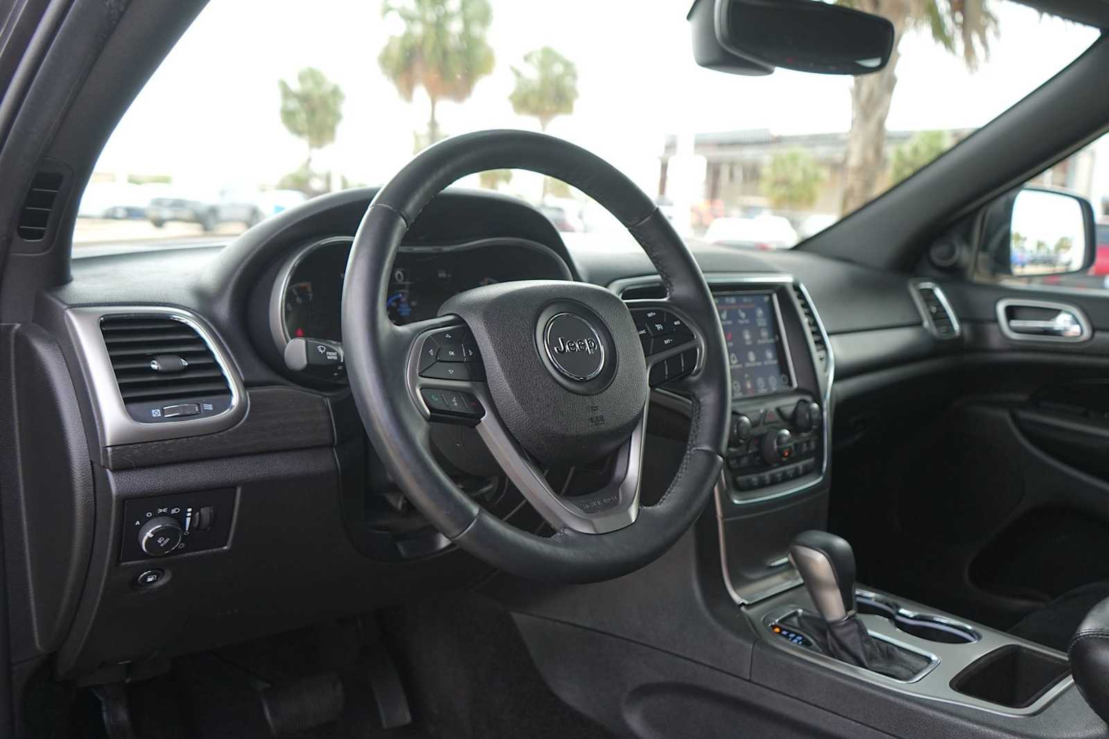 Thumbnail: 2018 Jeep Grand Cherokee - 2