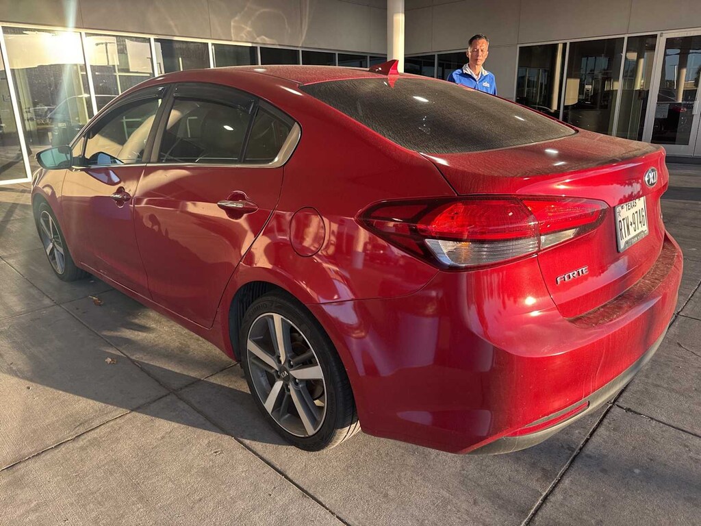 Used 2017 Kia Forte EX Sedan