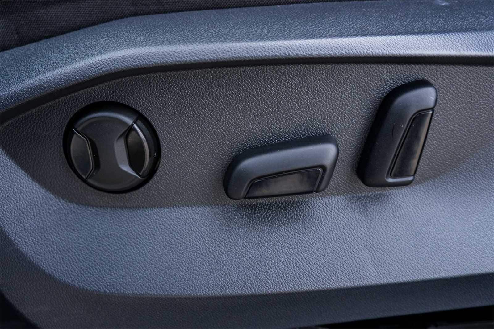 Thumbnail: 2024 Volkswagen Tiguan - 21