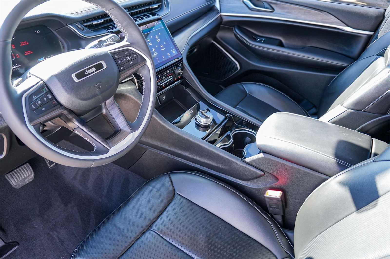 Thumbnail: 2023 Jeep Grand Cherokee - 2