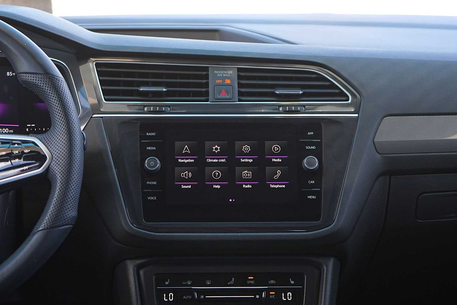 Thumbnail: 2024 Volkswagen Tiguan - 19