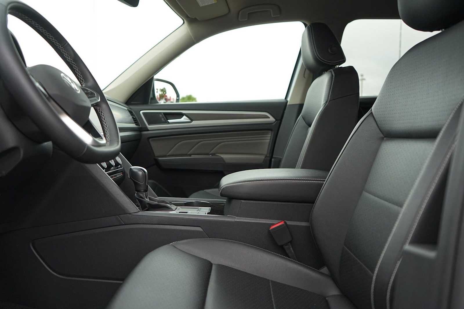 Thumbnail: 2023 Volkswagen Atlas - 11