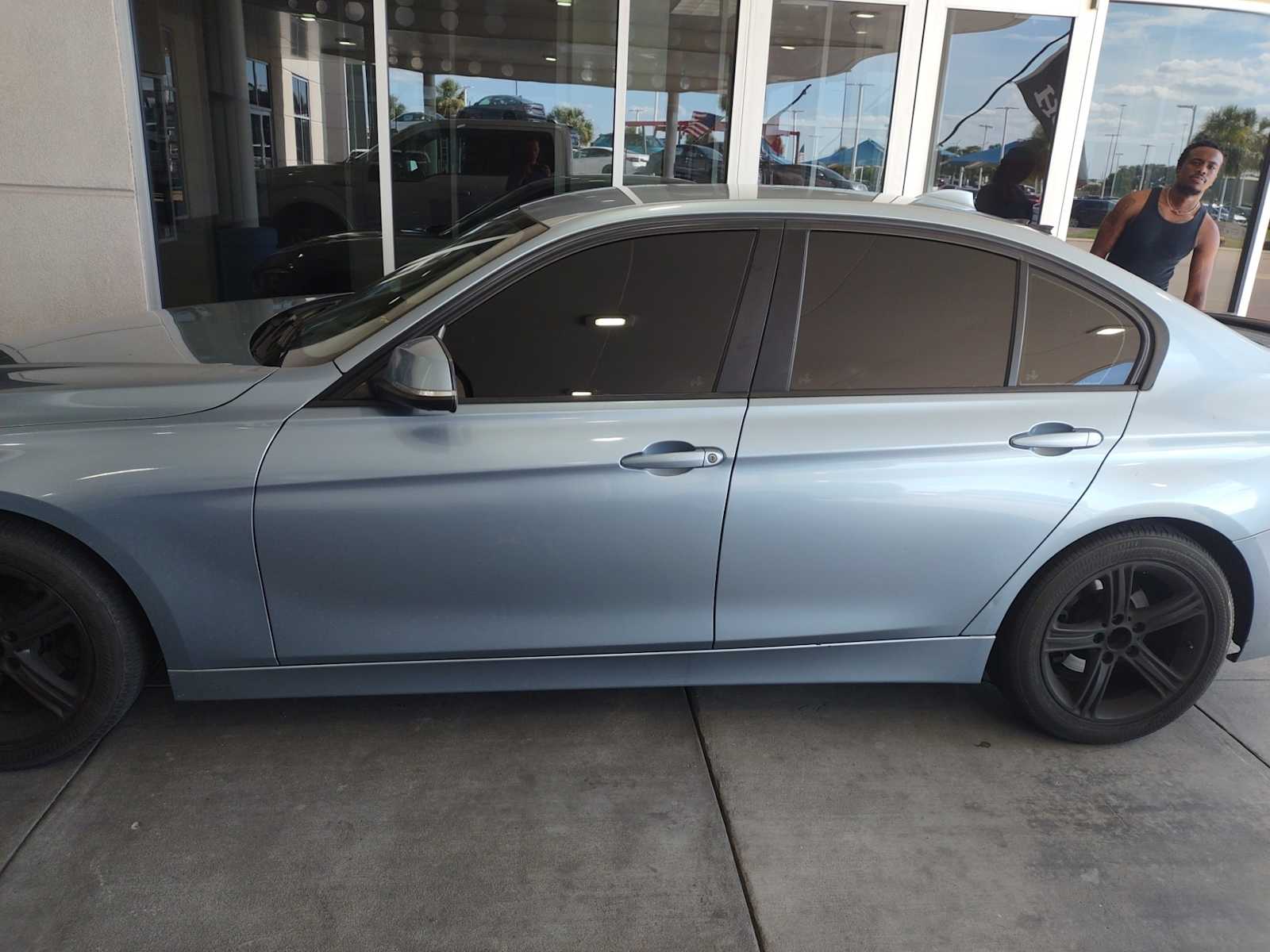 Thumbnail: 2013 BMW 3 Series - 4