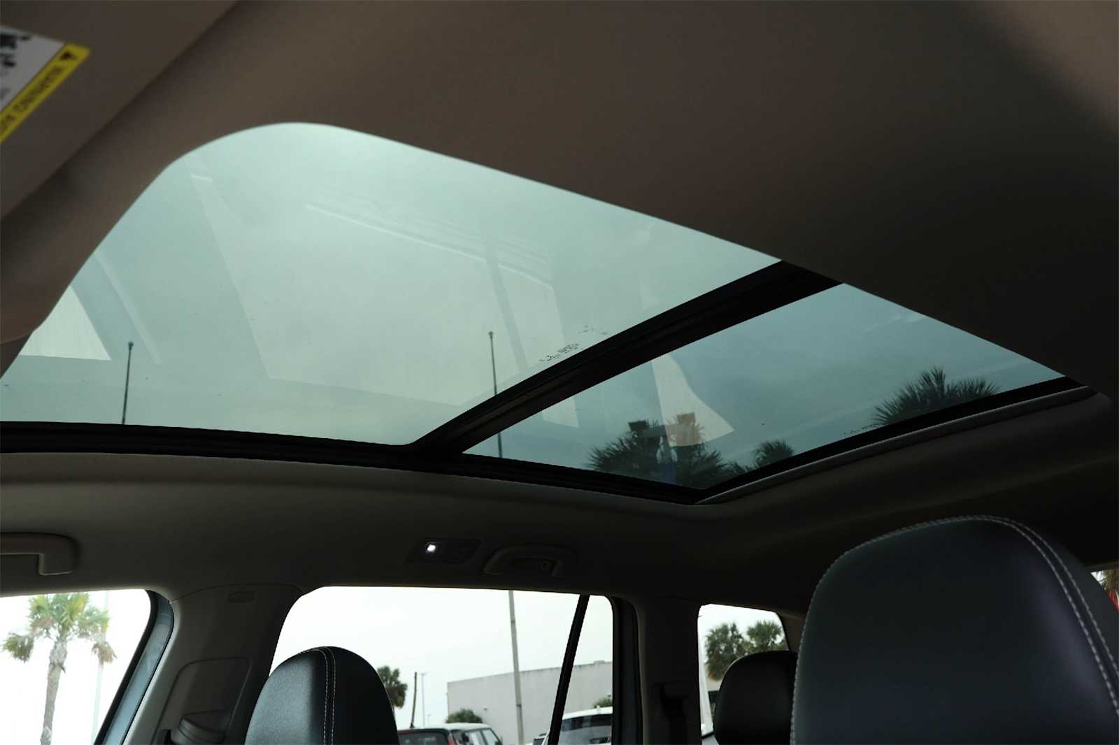 Thumbnail: 2021 Volkswagen Atlas - 29