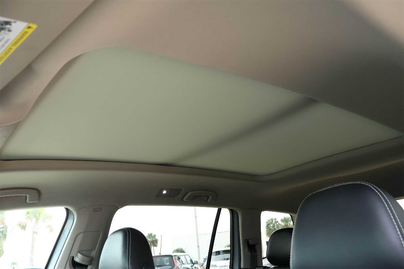 Thumbnail: 2021 Volkswagen Atlas - 28