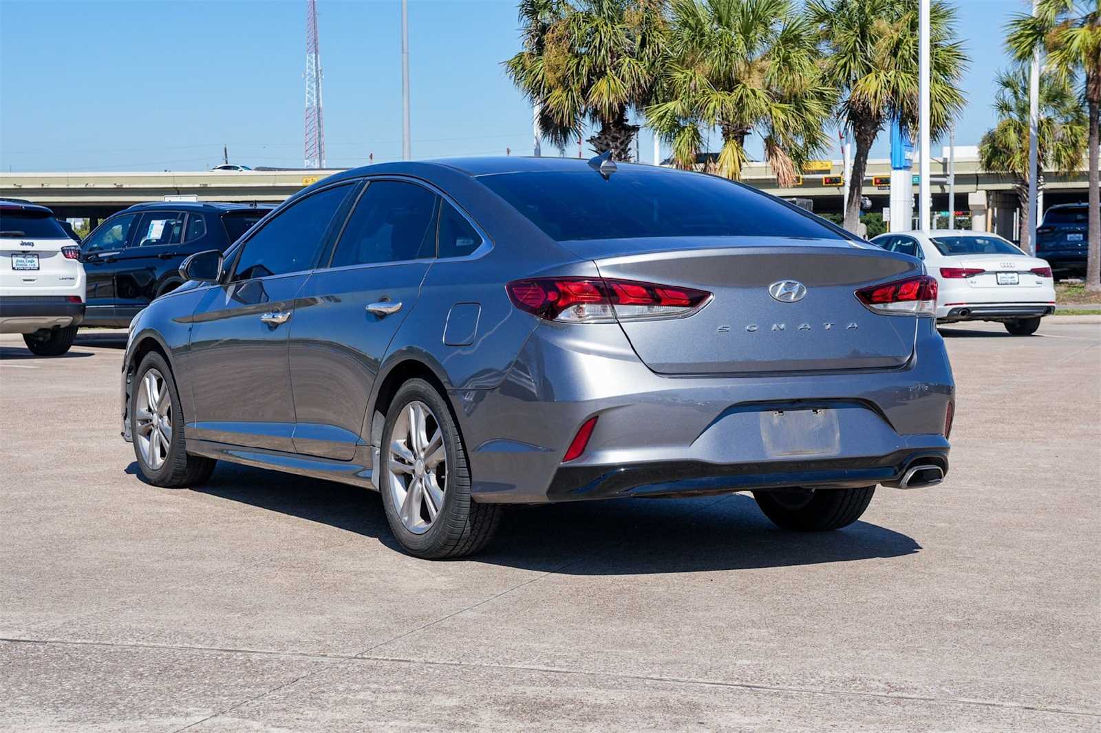 2018 Hyundai Sonata SEL photo 3