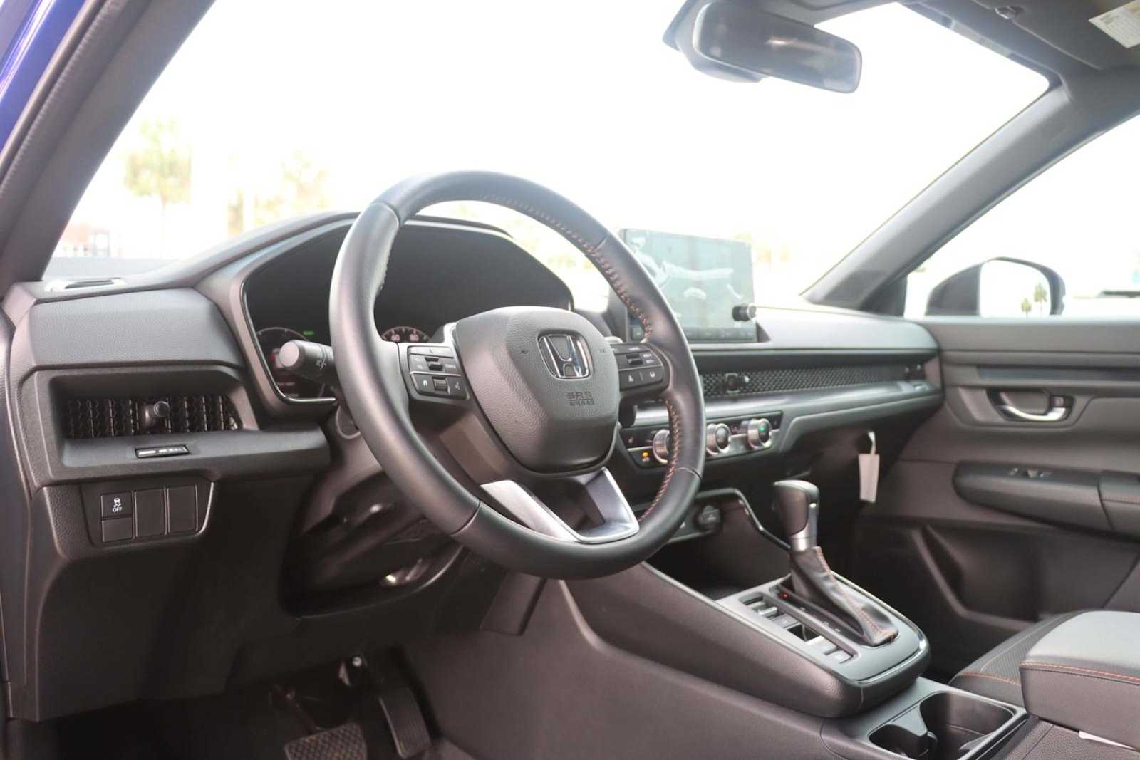 Thumbnail: 2025 Honda CR-V - 2