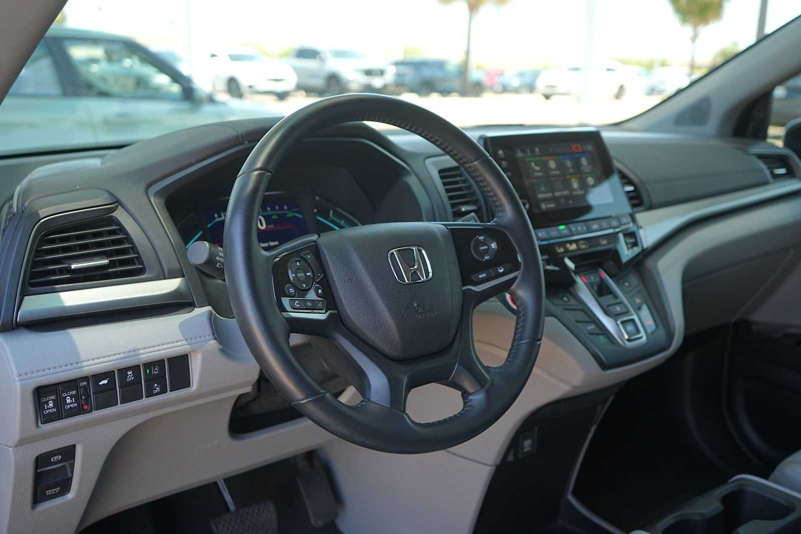 Thumbnail: 2018 Honda Odyssey - 2