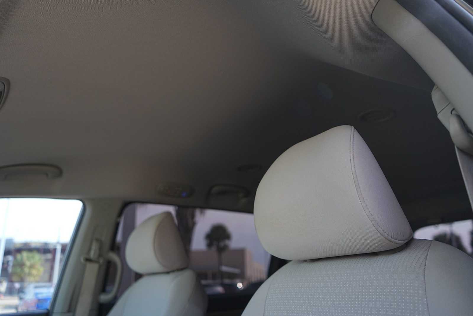 Thumbnail: 2017 Kia Sedona - 25