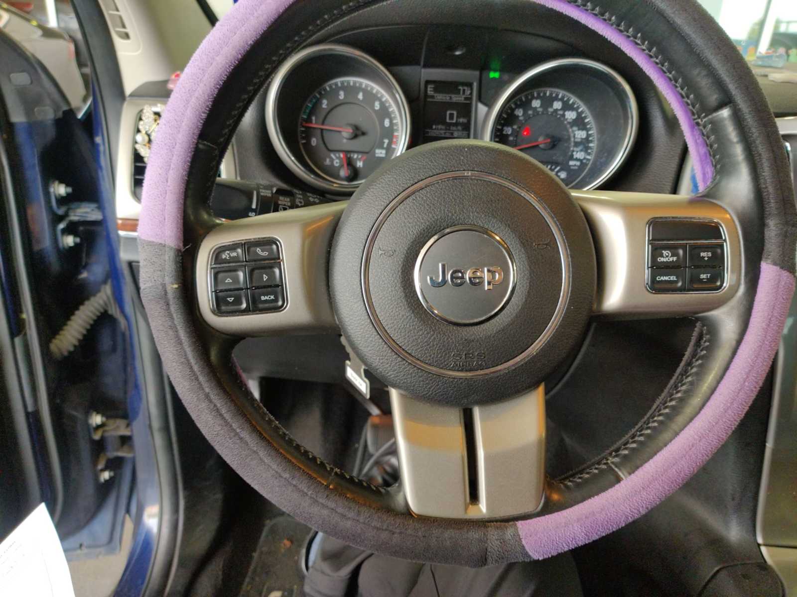 Thumbnail: 2013 Jeep Grand Cherokee - 6