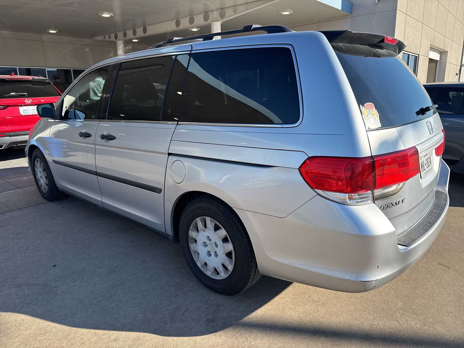 Thumbnail: 2010 Honda Odyssey - 4