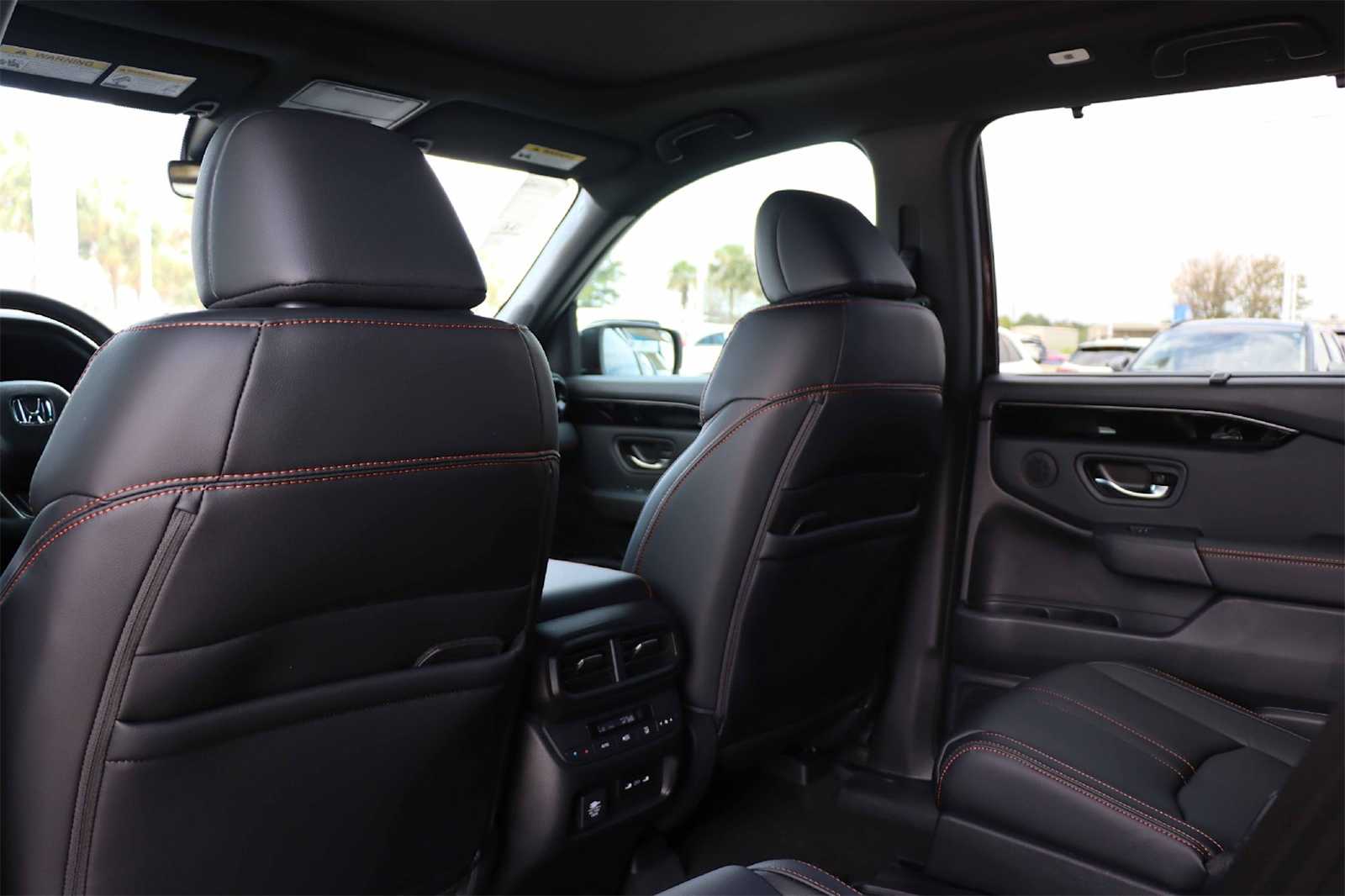 Thumbnail: 2025 Honda Pilot - 13