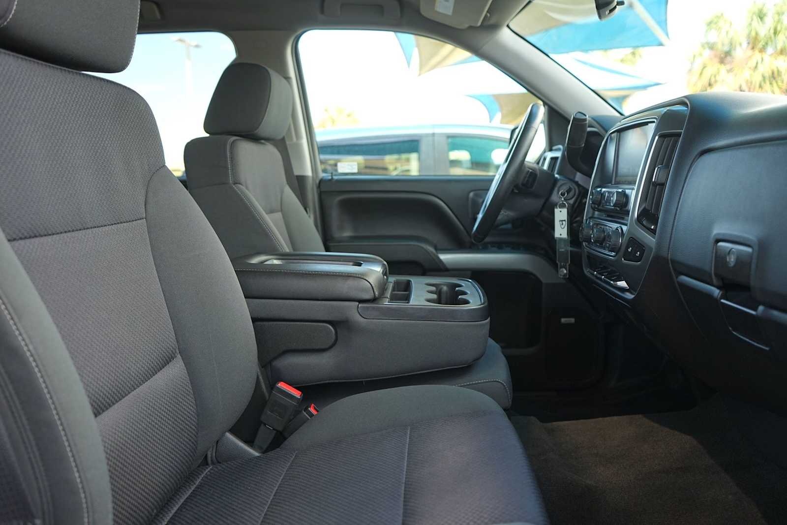 Thumbnail: 2015 Chevrolet Silverado 1500 - 15