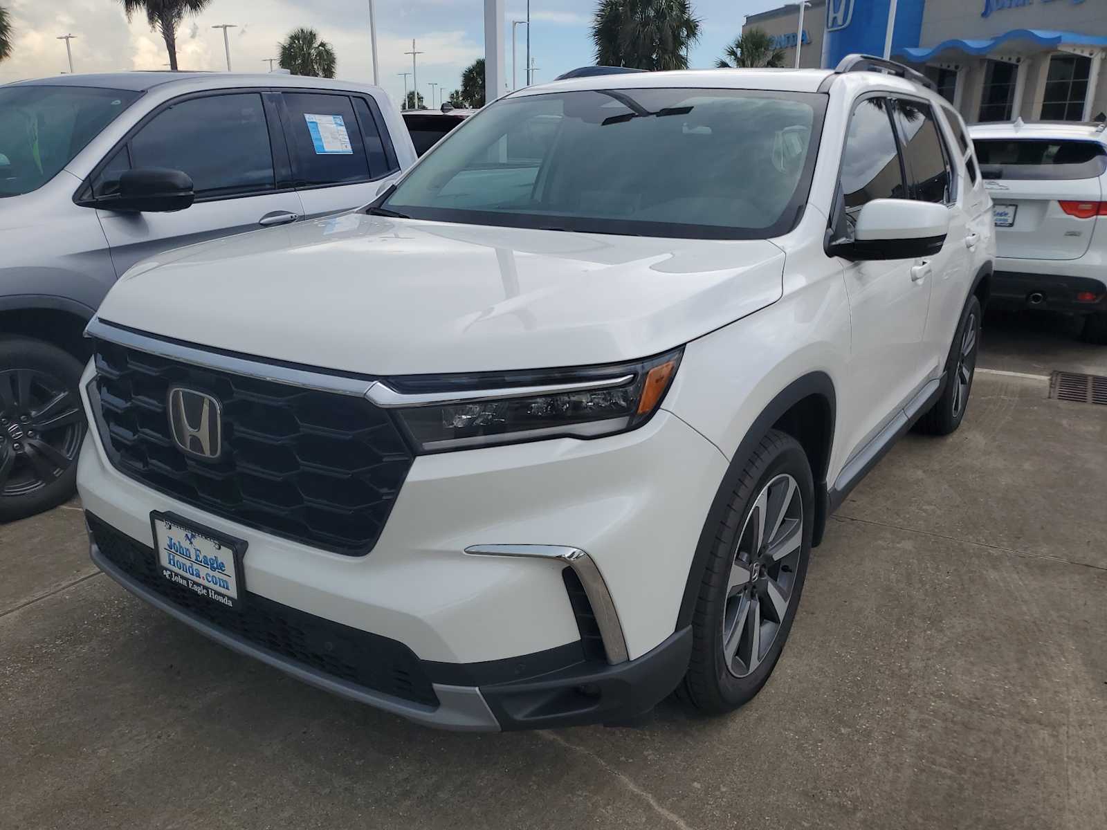 Thumbnail: 2025 Honda Pilot - 1