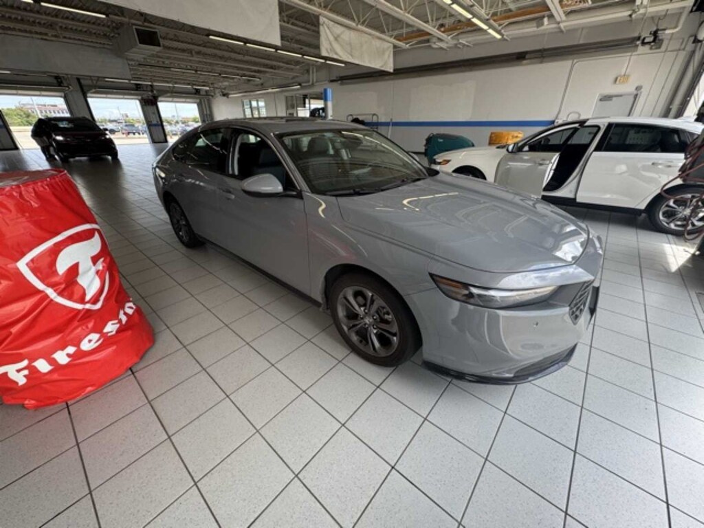 Used 2025 Honda Accord Hybrid EX-L Sedan