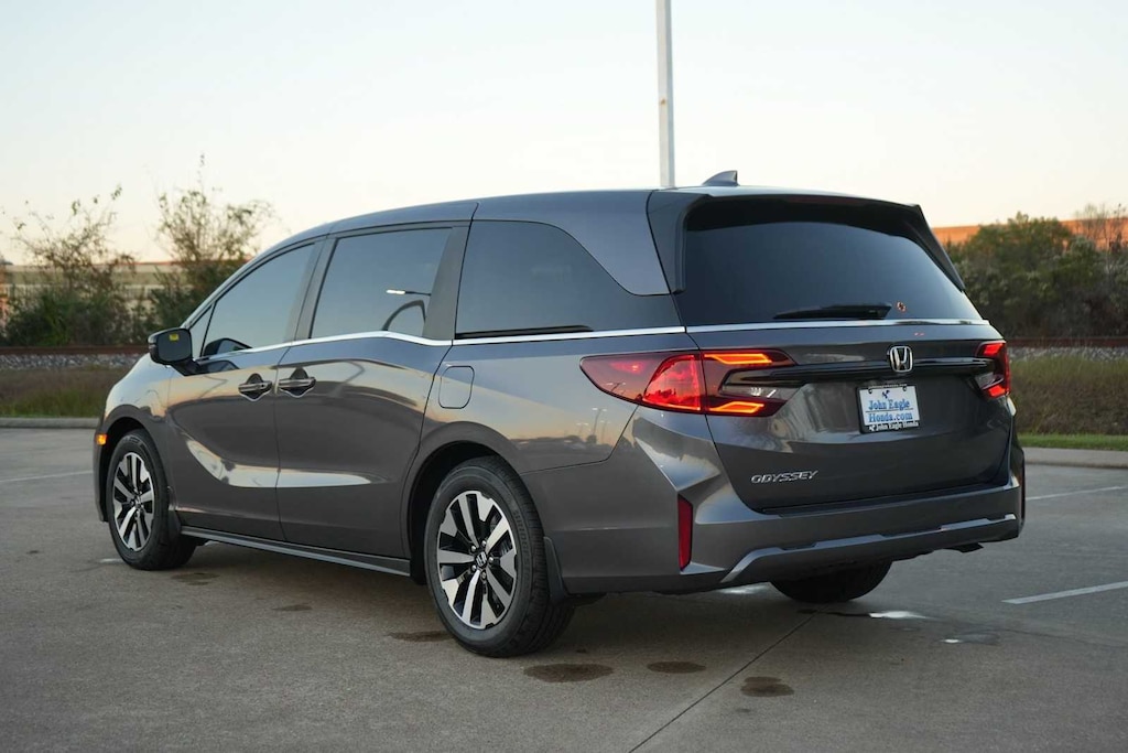 New 2026 Honda Odyssey EX-L Van Passenger