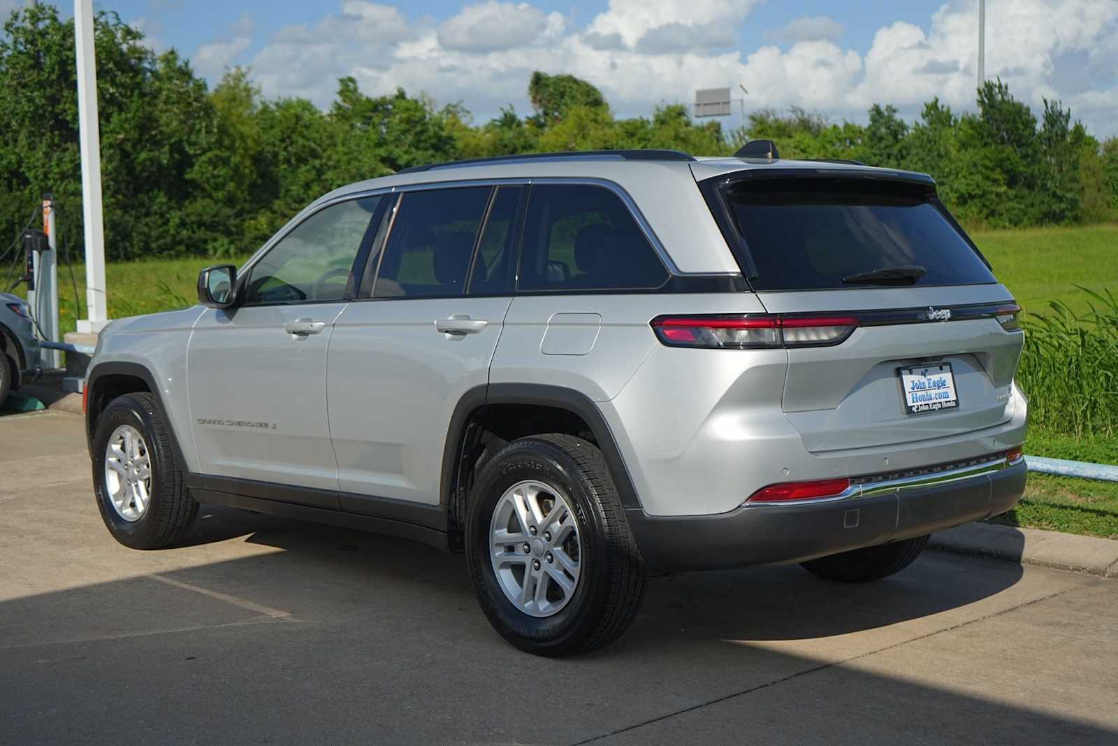 Thumbnail: 2024 Jeep Grand Cherokee - 4