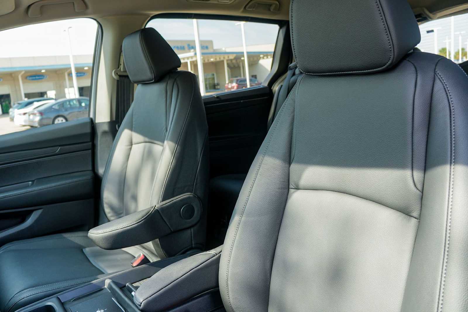 Thumbnail: 2026 Honda Odyssey - 11
