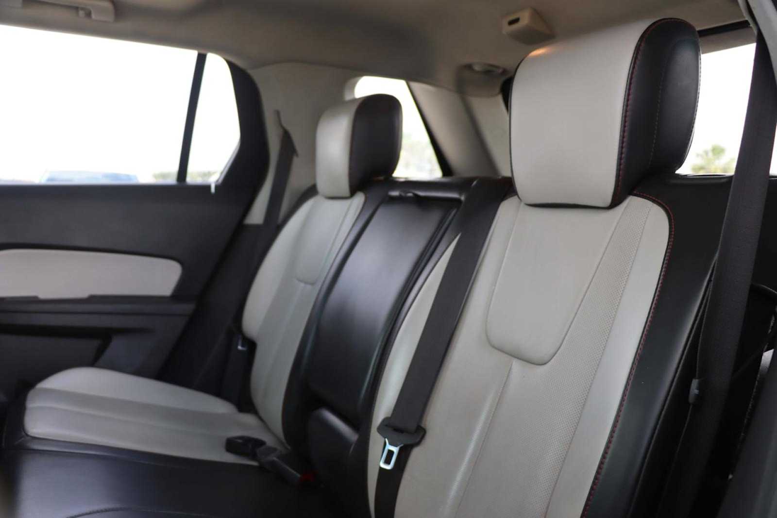 Thumbnail: 2010 GMC Terrain - 15