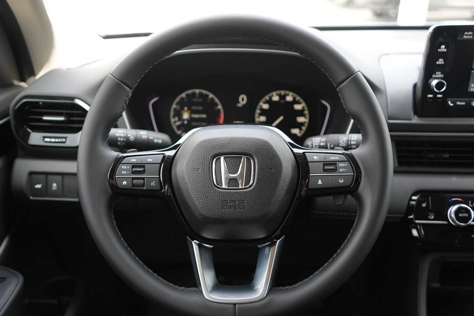 Thumbnail: 2025 Honda Pilot - 15