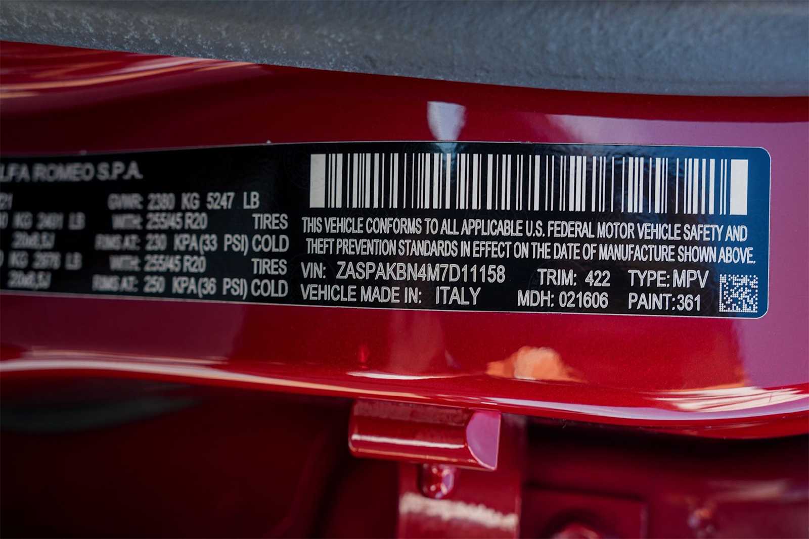 Thumbnail: 2021 Alfa Romeo Stelvio - 30