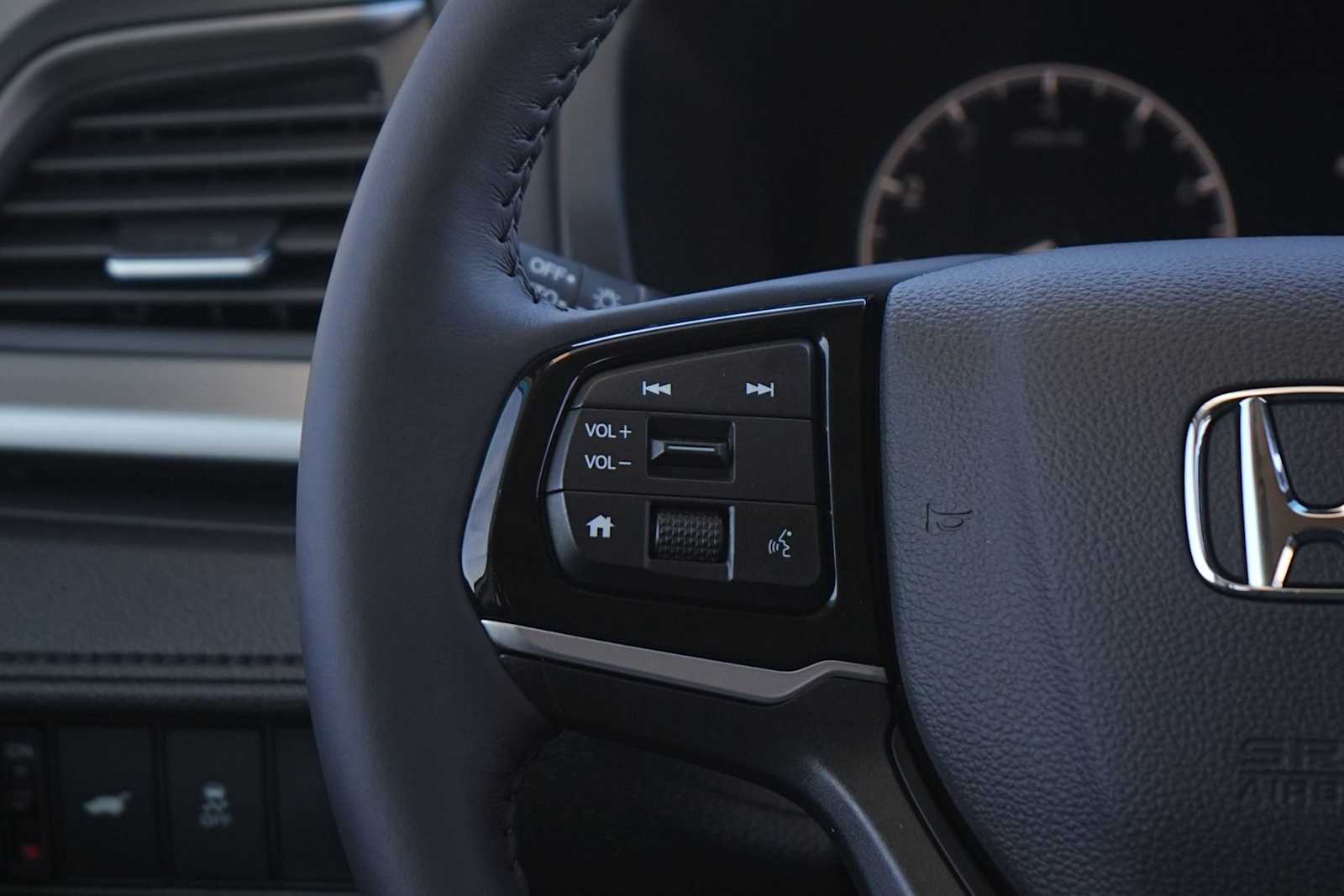 Thumbnail: 2026 Honda Odyssey - 17