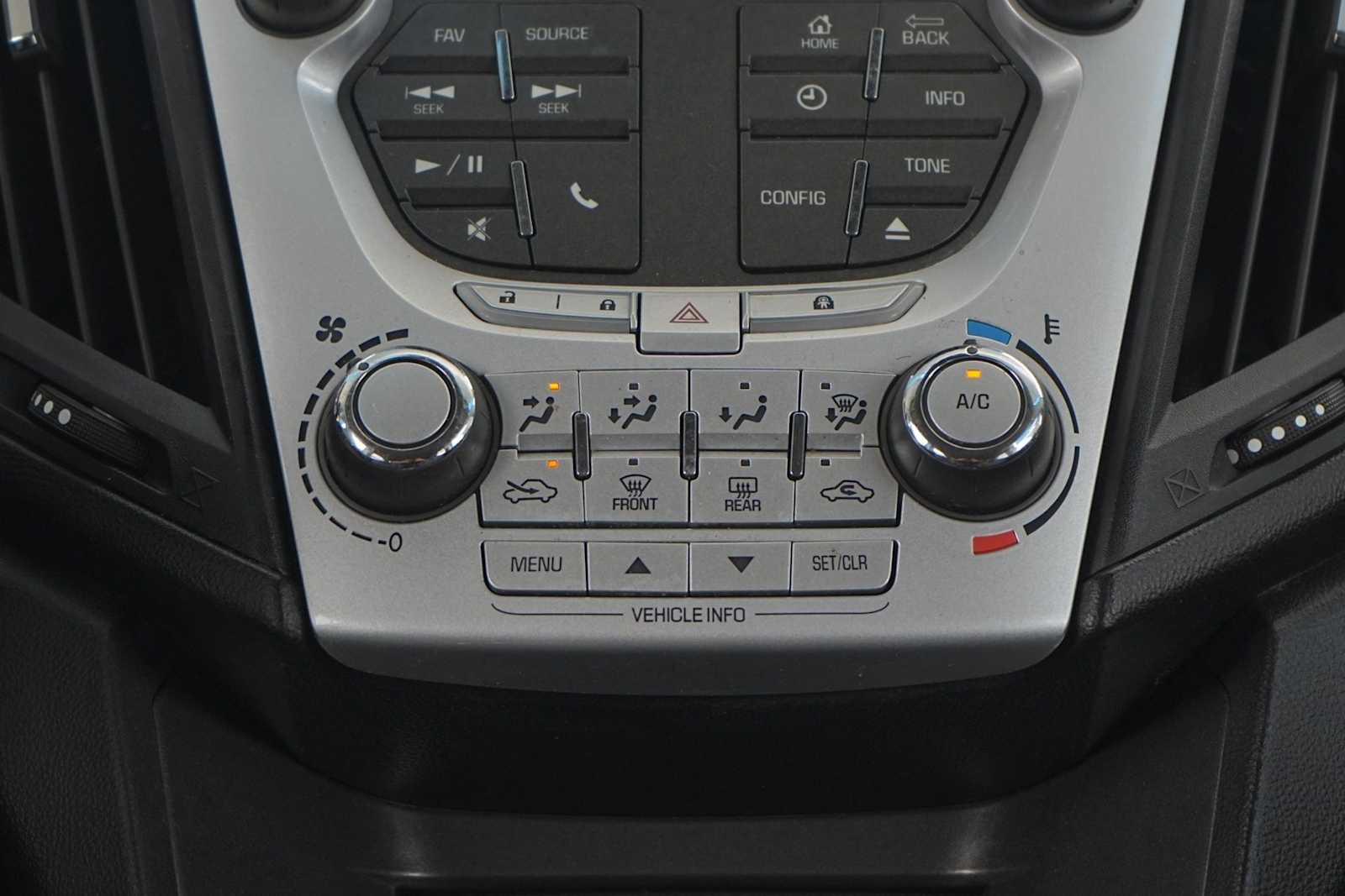 Thumbnail: 2013 Chevrolet Equinox - 20