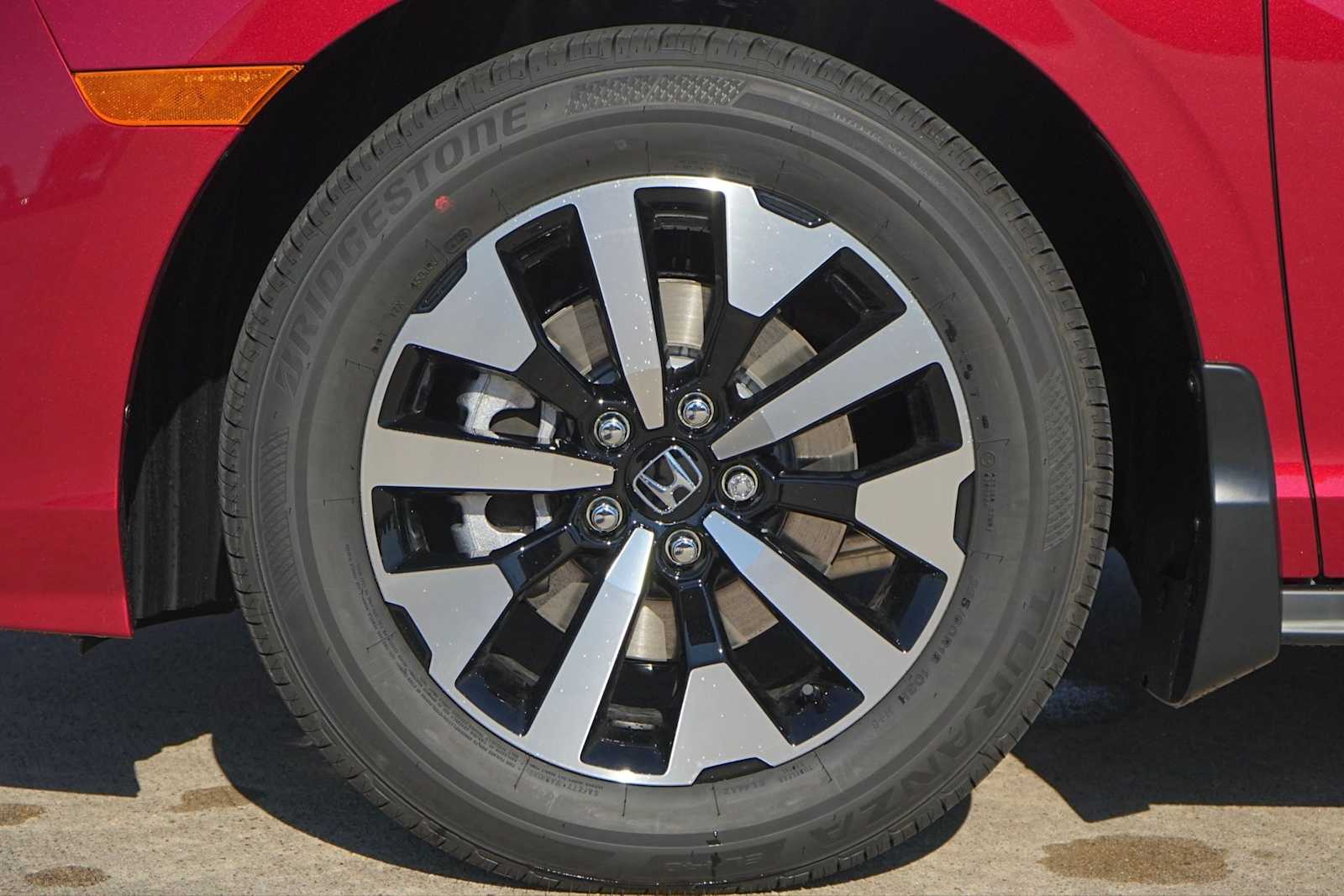 Thumbnail: 2026 Honda Odyssey - 7