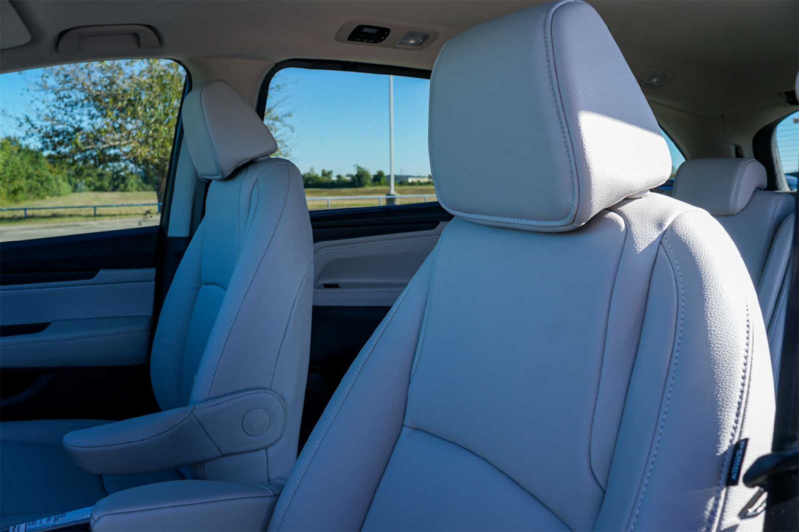 Thumbnail: 2026 Honda Odyssey - 11