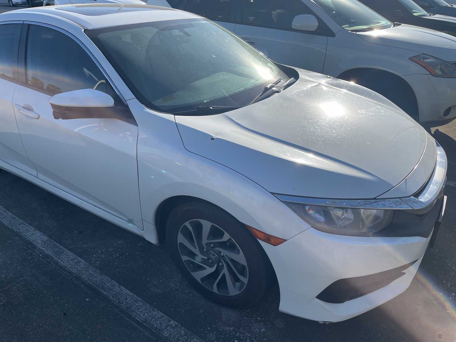 Thumbnail: 2016 Honda Civic - 4