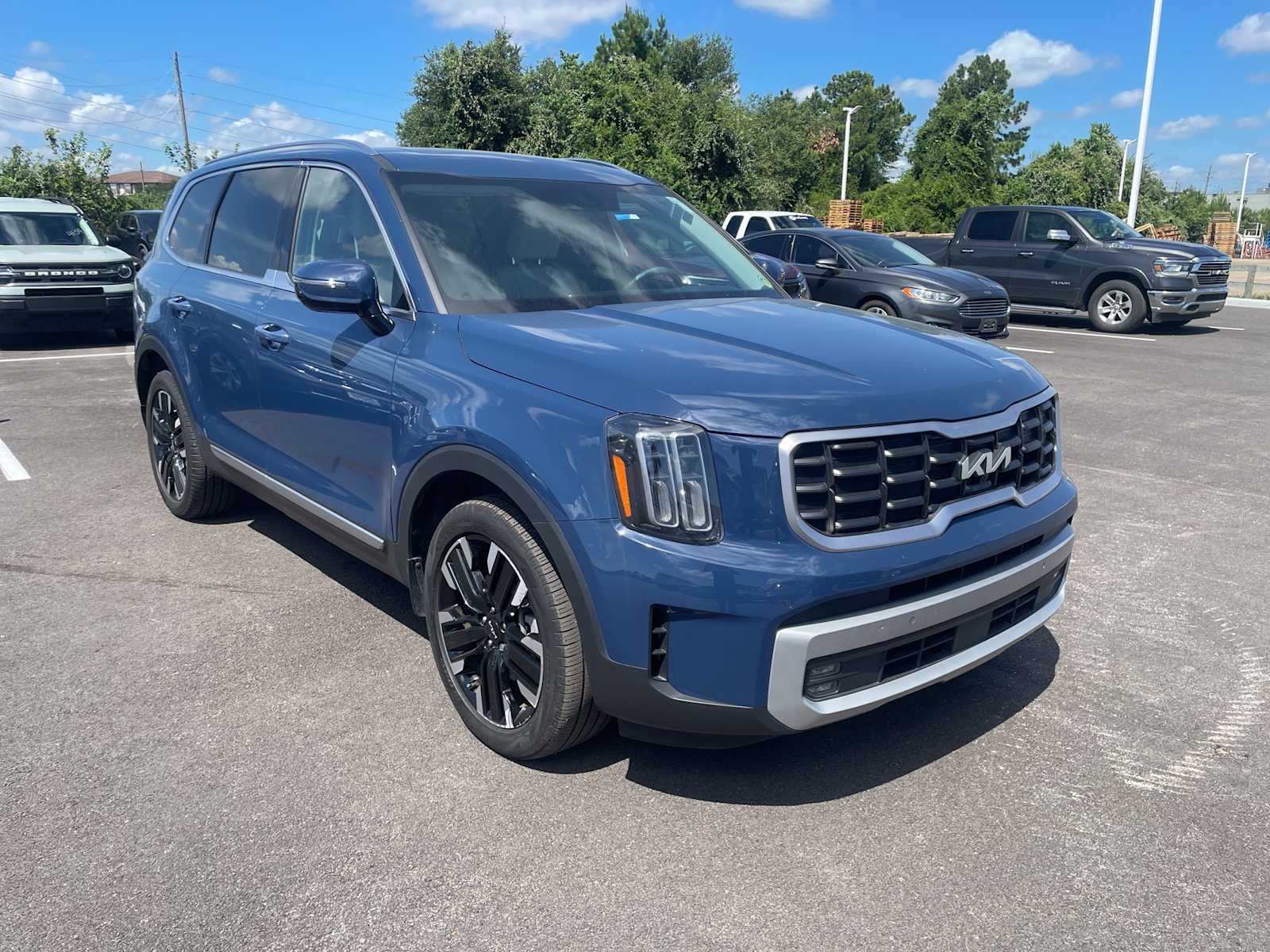 Thumbnail: 2024 Kia Telluride - 4