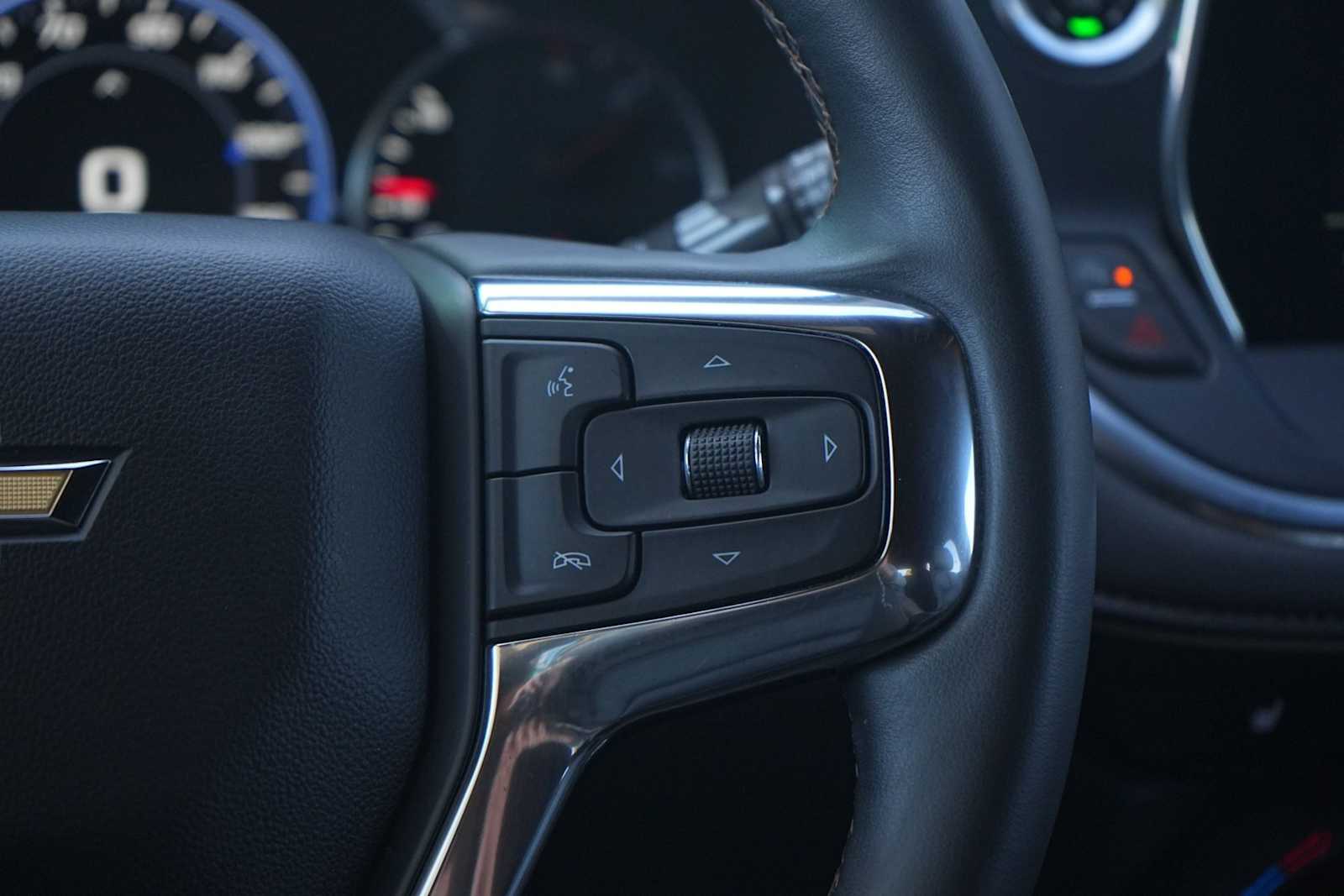 Thumbnail: 2023 Chevrolet Blazer - 18