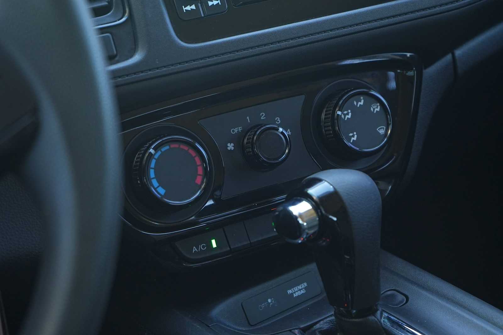 Thumbnail: 2019 Honda HR-V - 24