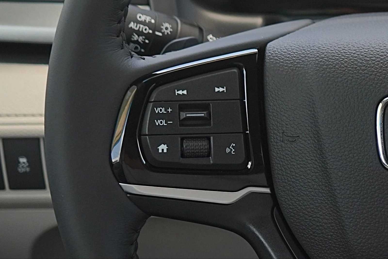 Thumbnail: 2026 Honda Odyssey - 16