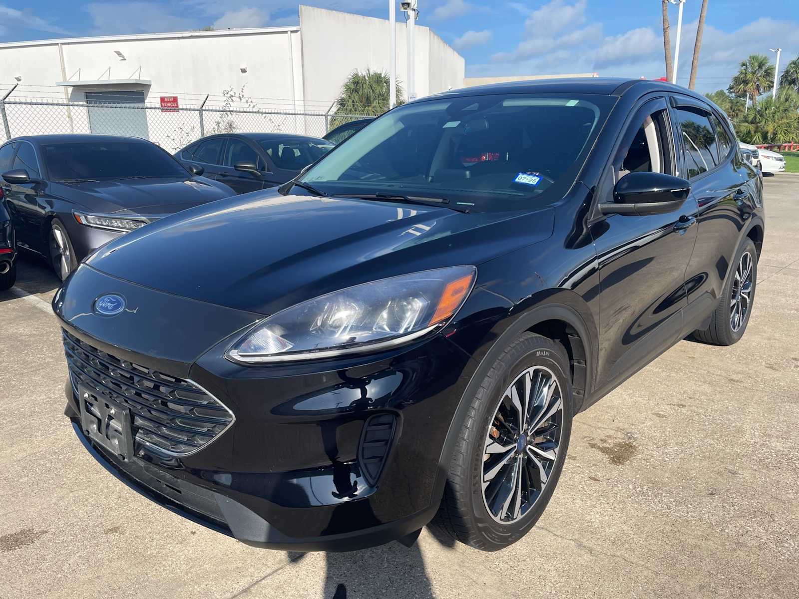 Thumbnail: 2022 Ford Escape - 1