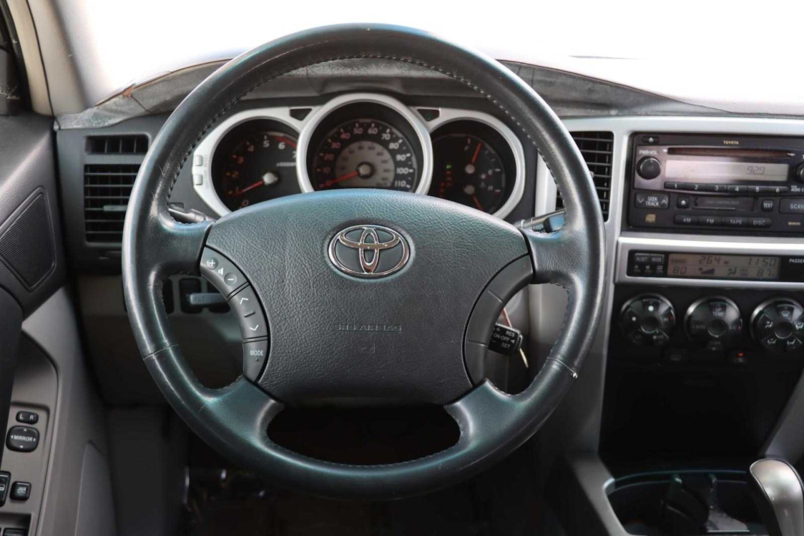 Thumbnail: 2003 Toyota 4Runner - 16