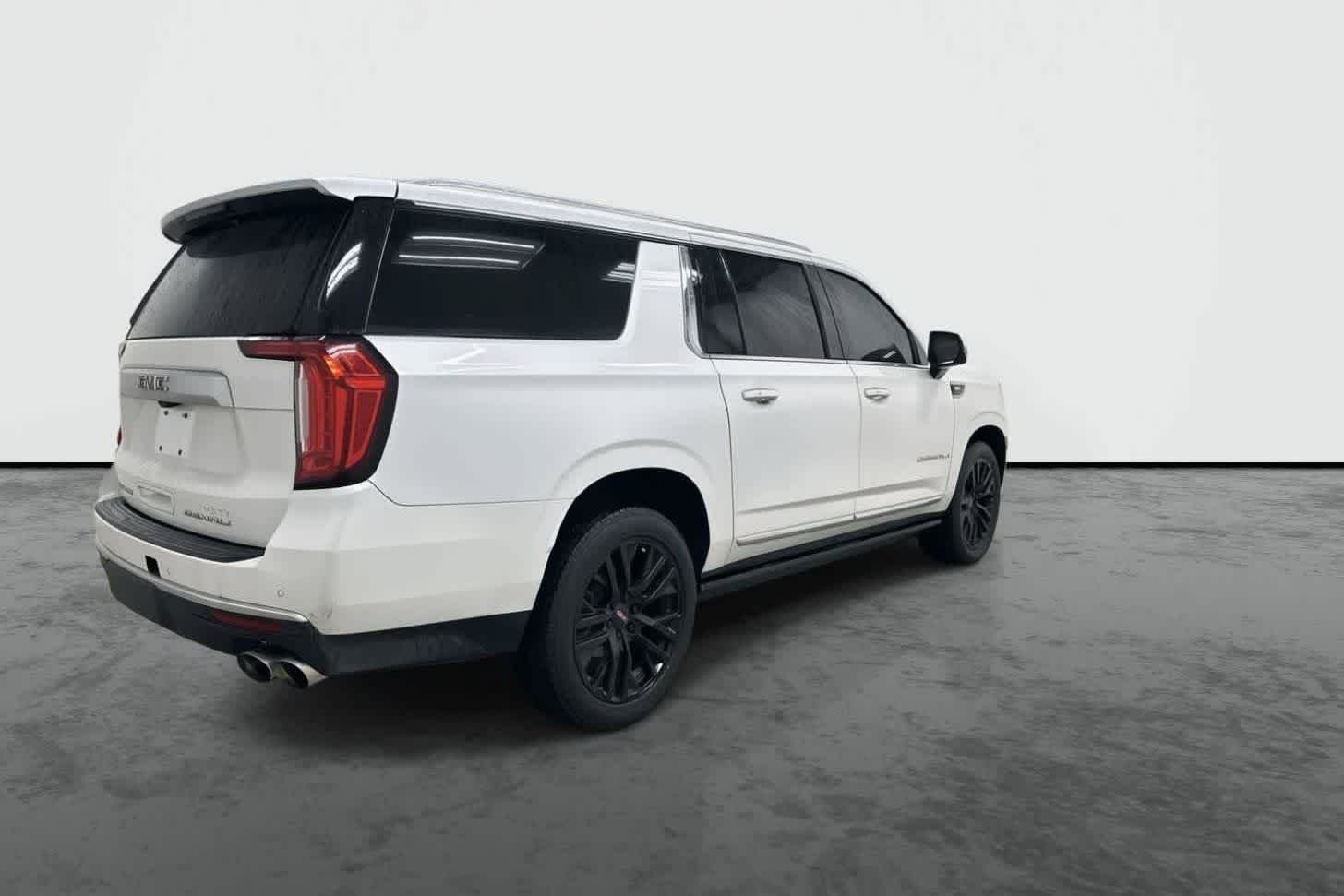 2021 GMC Yukon XL Denali - Photo 4