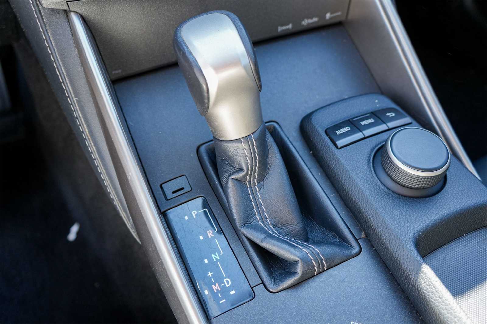 Thumbnail: 2015 Lexus IS - 17