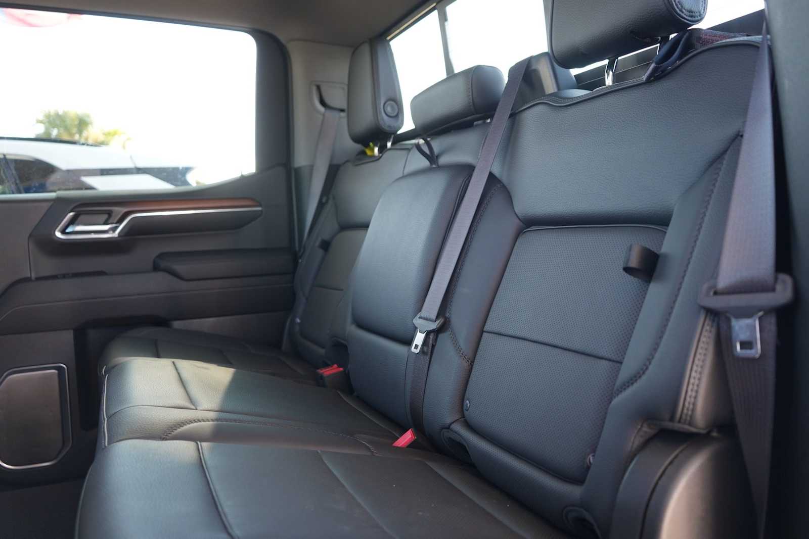 Thumbnail: 2024 GMC Sierra 1500 - 13