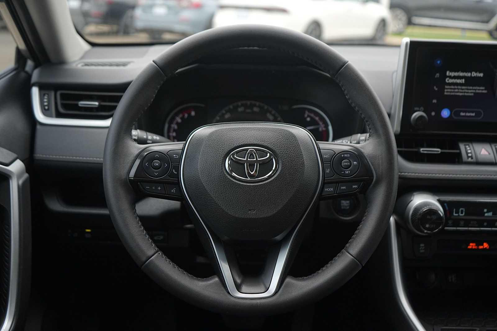 Thumbnail: 2024 Toyota RAV4 - 16