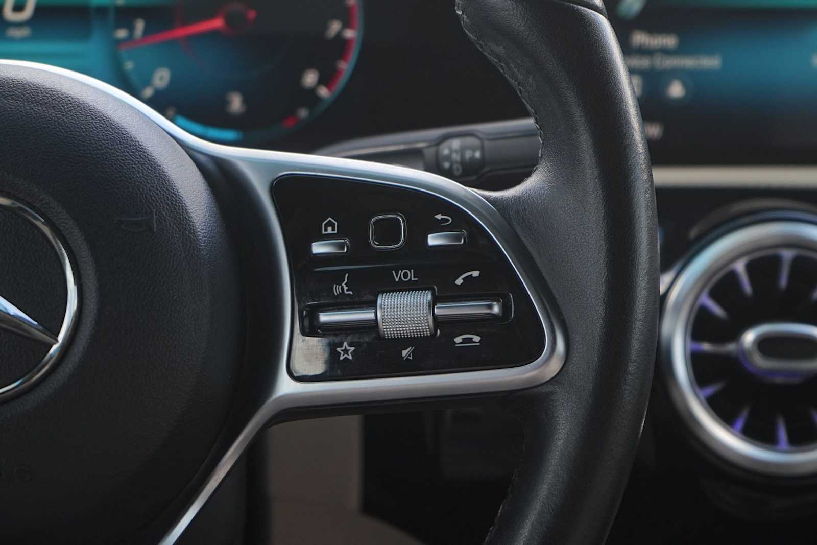 Thumbnail: 2021 Mercedes-Benz A-Class - 18