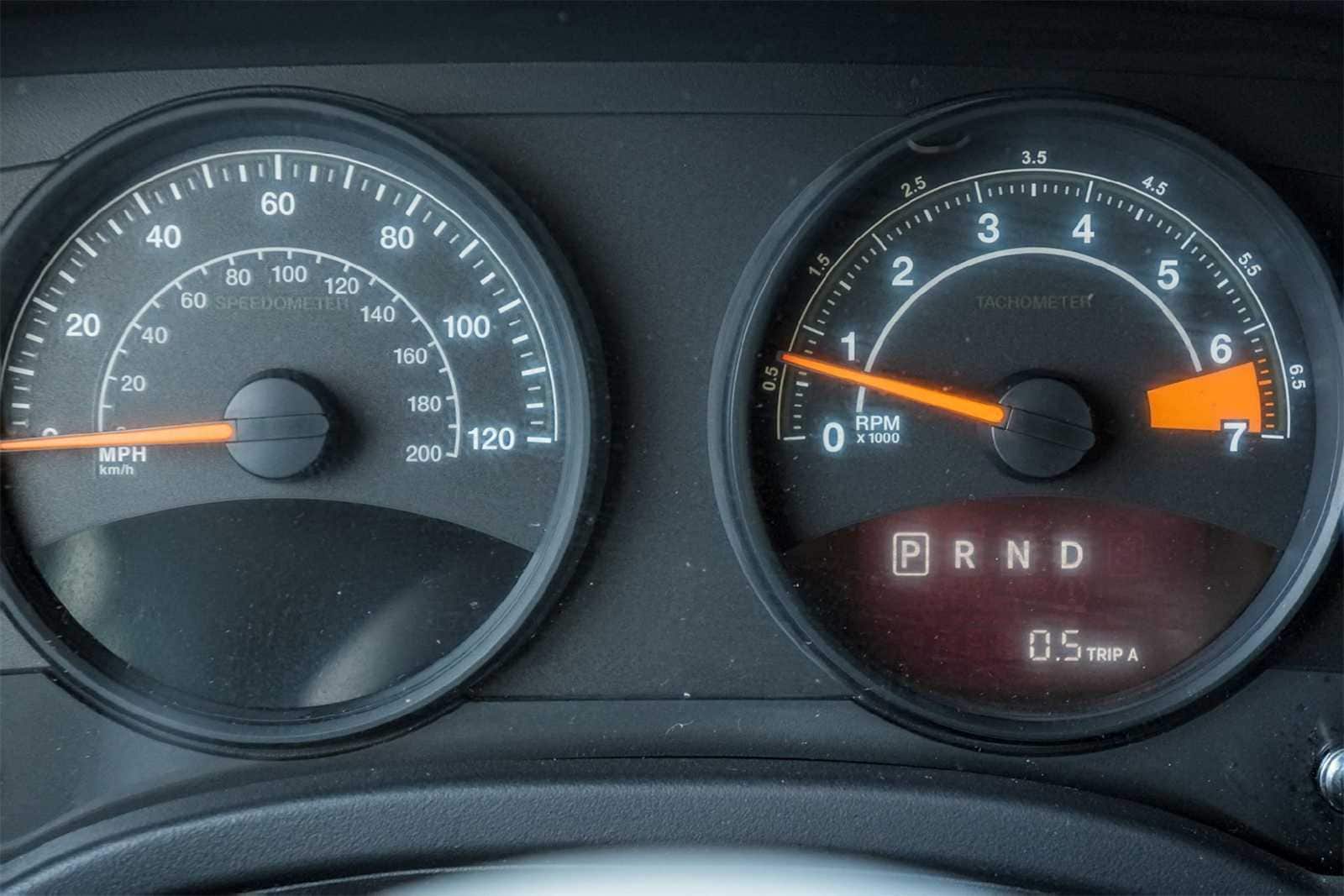 Thumbnail: 2015 Jeep Patriot - 18