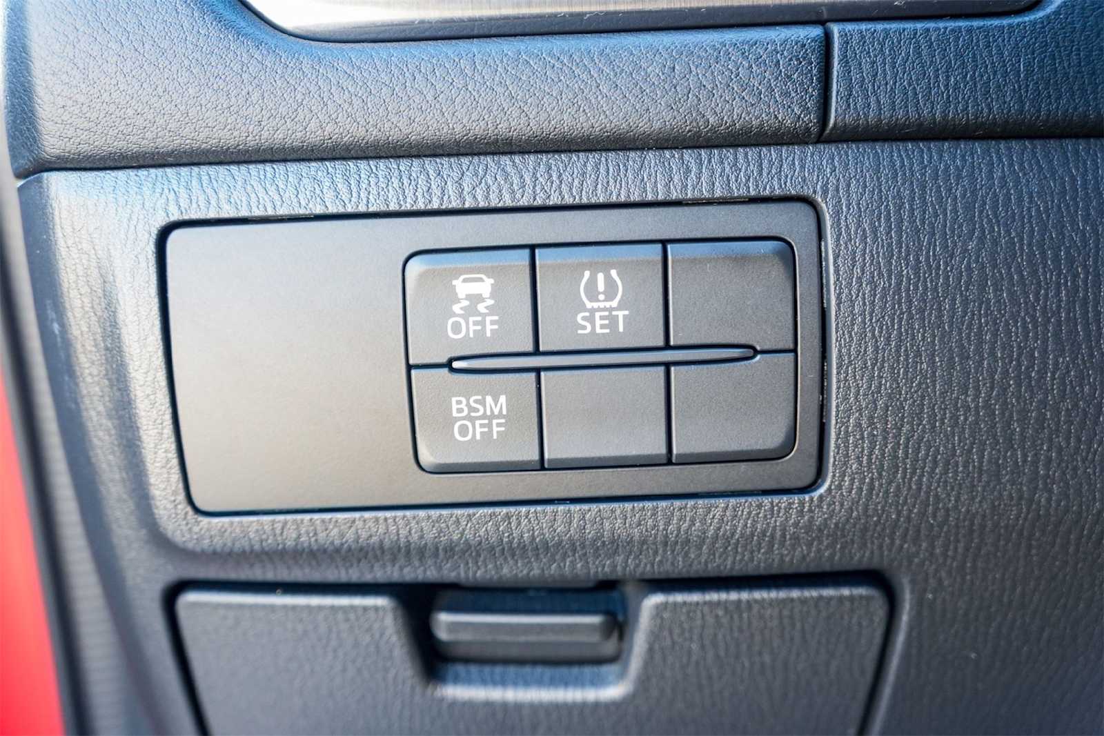 Thumbnail: 2014 Mazda Mazda6 - 23