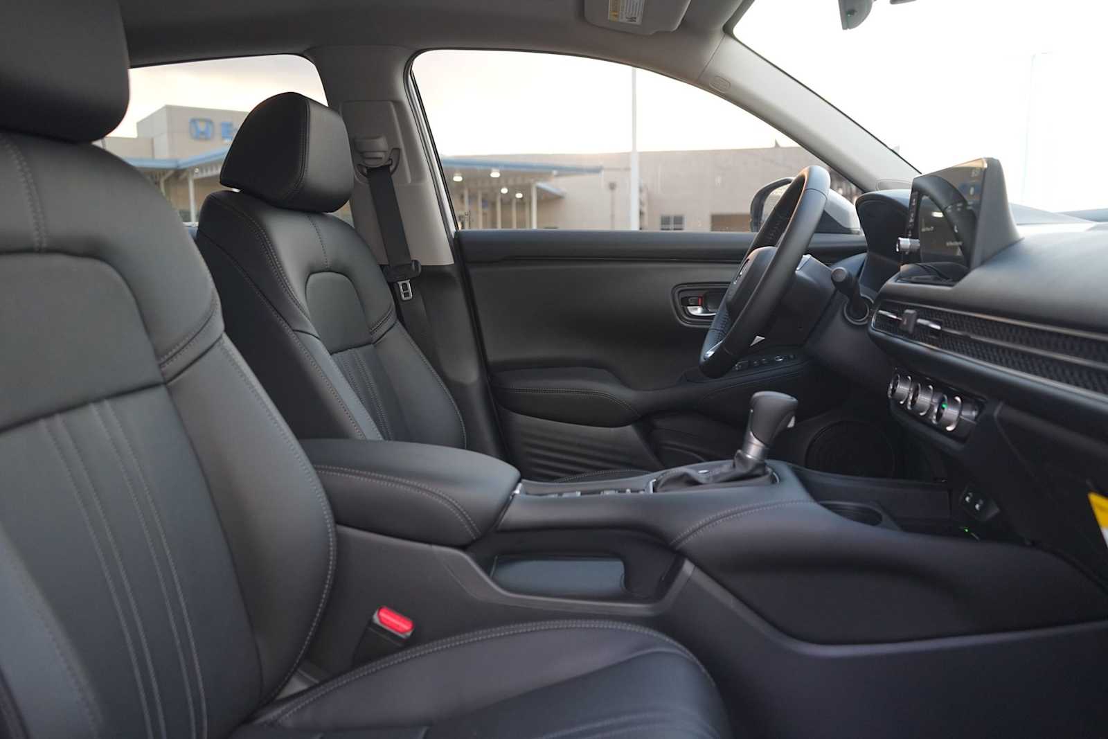 Thumbnail: 2026 Honda HR-V - 14