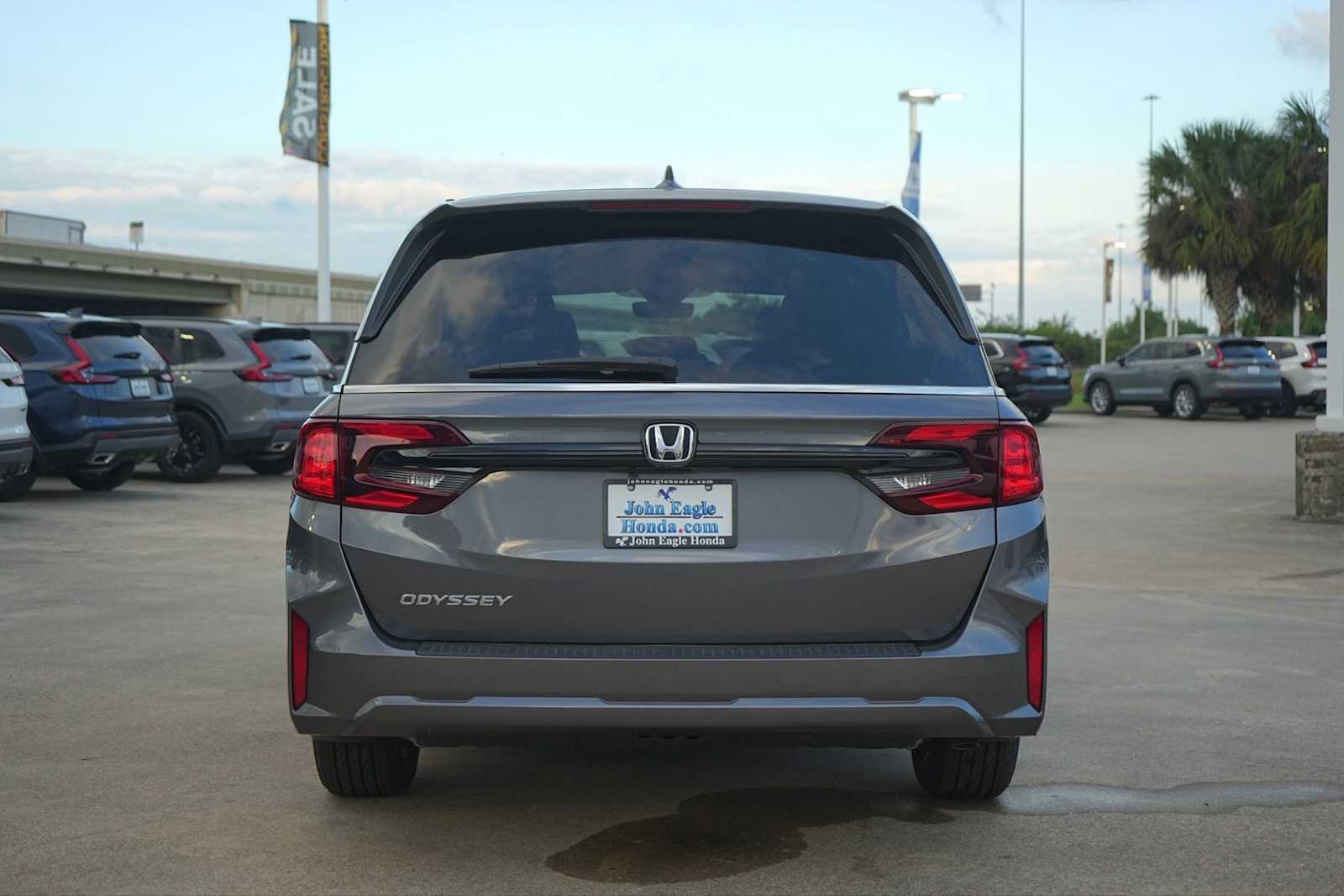 Thumbnail: 2026 Honda Odyssey - 5