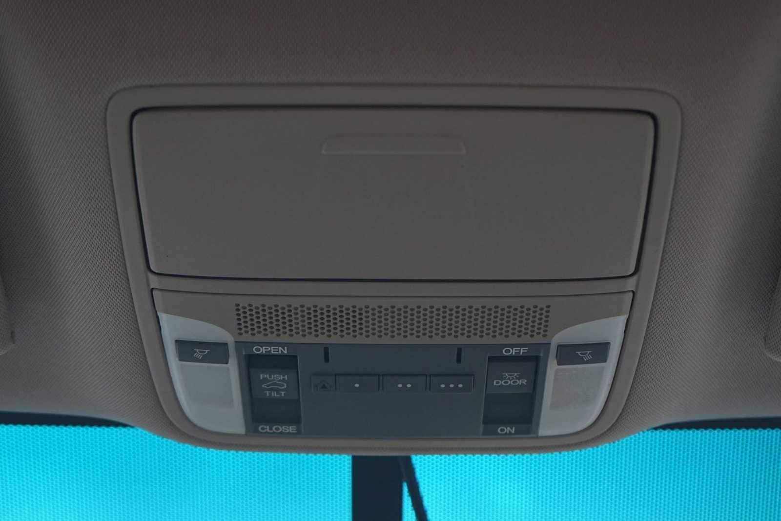 Thumbnail: 2015 Acura RDX - 24