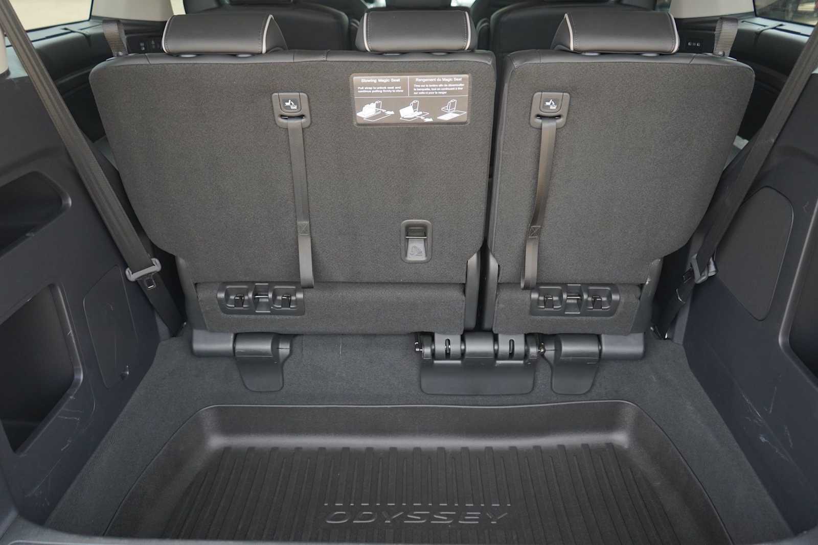 Thumbnail: 2026 Honda Odyssey - 25