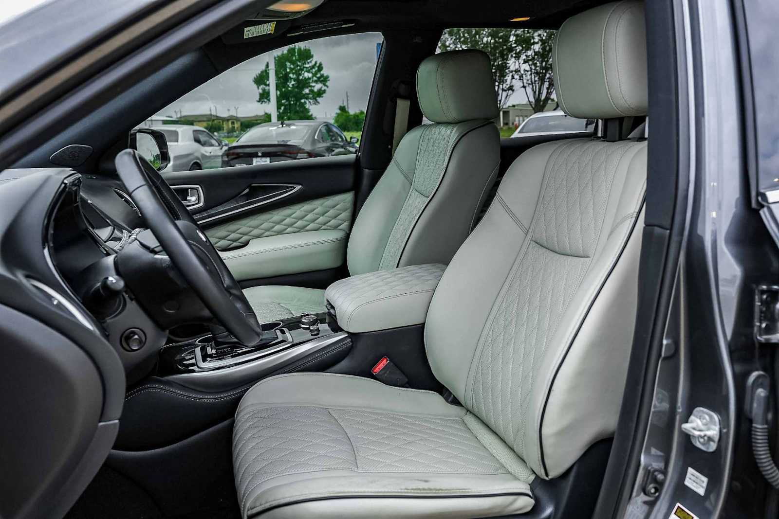 Thumbnail: 2019 INFINITI QX60 - 9